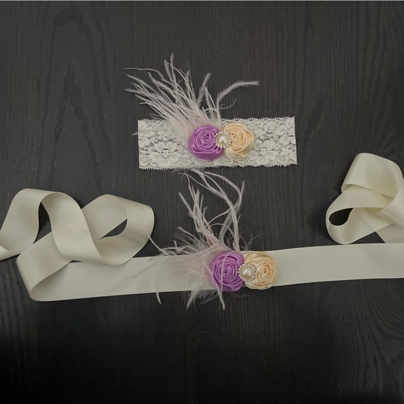 Beautiful lace bow with matching belt - Picture 2 of 2